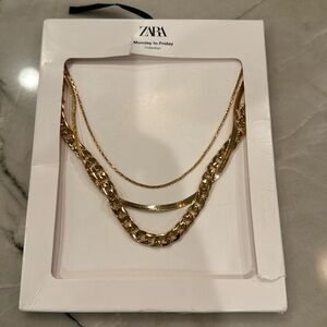 Zara set necklace Monday to Friday 🔥🔥 NWT